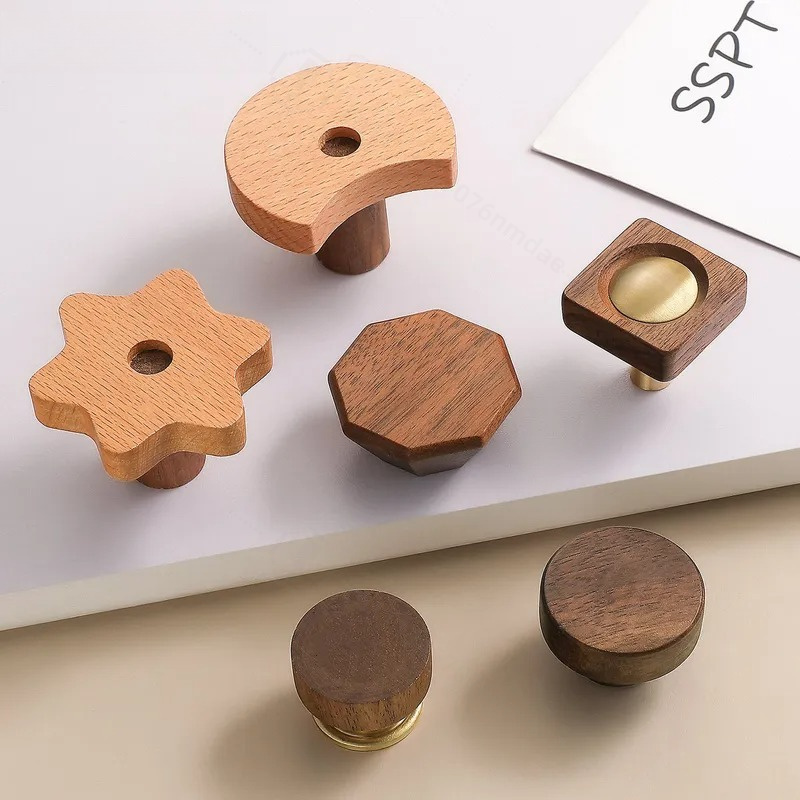 Medieval Brass Single Hole Cab - огляд і ціна Cabinet Knob Round